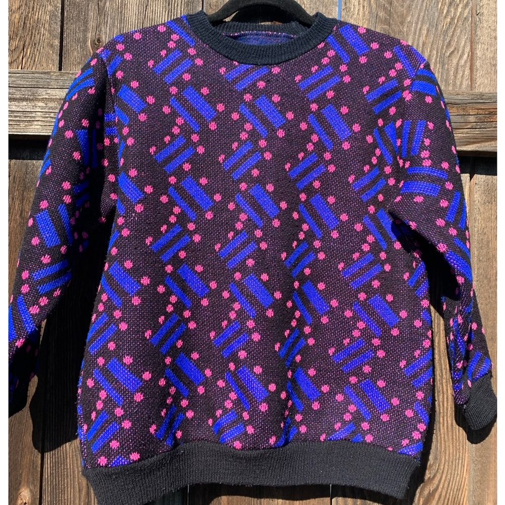 Adorable Vintage Sweater